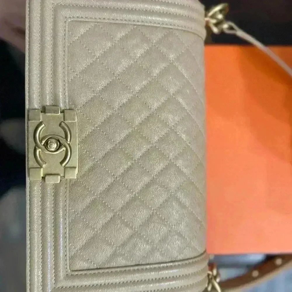 CHANEL New full set in hard to find color. Chanel medium boy bag